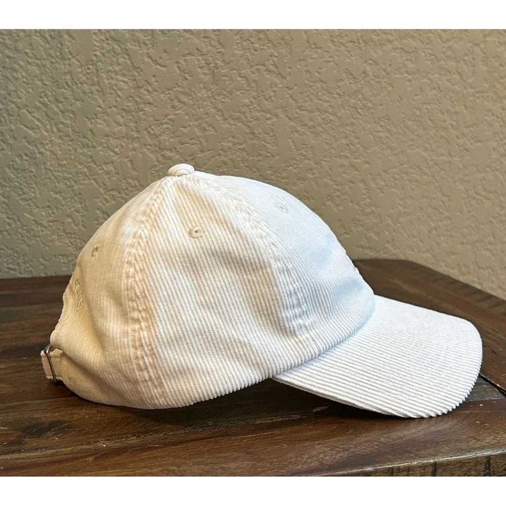 Vineyard Vines Unisex OS Cream Corduroy Baseball Cap Embroidered Whale Dad Hat - Picture 10 of 11